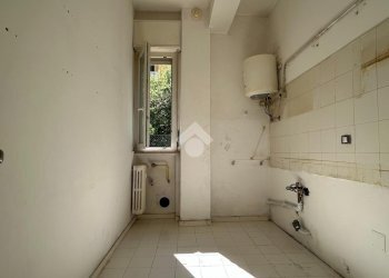 Two-room apartment Via Zara, Parma (neighborhood Oltretorrente) - photo 15