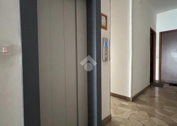 Two-room apartment Via Zara, Parma (neighborhood Oltretorrente) - photo 27