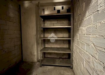 Two-room apartment Via Zara, Parma (neighborhood Oltretorrente) - photo 28