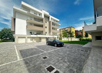 Quadrilocale Via A. Grandi, Modena (zona Sacca) - foto 2