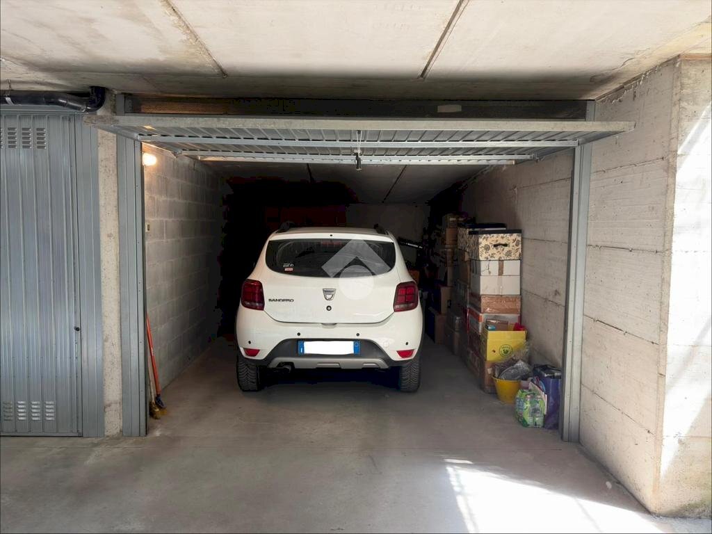 Box V. Umberto Balestreri, Torino (zona Rebaudengo) - foto 1