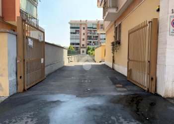 Box V. Umberto Balestreri, Torino (neighborhood Rebaudengo) - photo 12