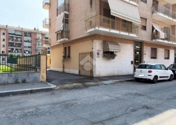 Box V. Umberto Balestreri, Torino (neighborhood Rebaudengo) - photo 15