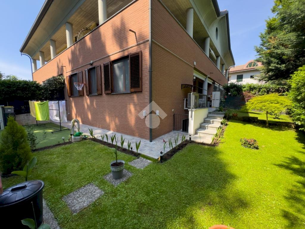Three-room apartment Via padana superiore, Inzago - photo 3