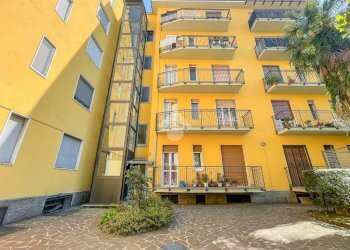 Three-room apartment Via oroboni, Milano (neighborhood Bruzzano) - photo 1