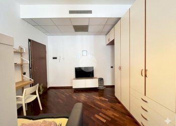 One-room apartment Via Attilio Momigliano, Milano - photo 12