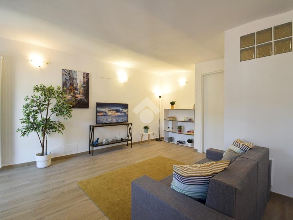 Four-room apartment Corso Casale, Torino (neighborhood Borgo Po) - photo 2