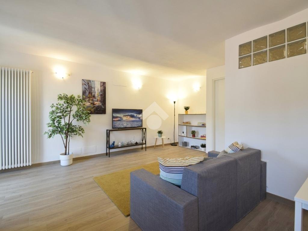 Four-room apartment Corso Casale, Torino (neighborhood Borgo Po) - photo 3
