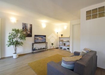 Four-room apartment Corso Casale, Torino (neighborhood Borgo Po) - photo 2