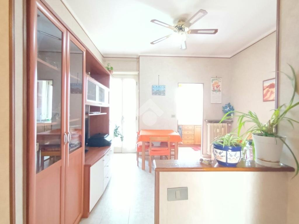 Two-room apartment Via Fratelli de Maistre, Torino (neighborhood Mirafiori Sud) - photo 1