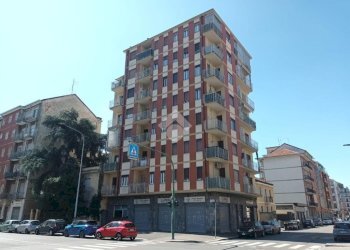 Two-room apartment Via Fratelli de Maistre, Torino (neighborhood Mirafiori Sud) - photo 1