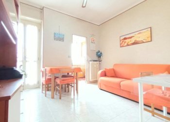 Two-room apartment Via Fratelli de Maistre, Torino (neighborhood Mirafiori Sud) - photo 3
