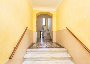 Three-room apartment Piazza Tommaso Campanella, Torino (neighborhood Parella) - photo 2