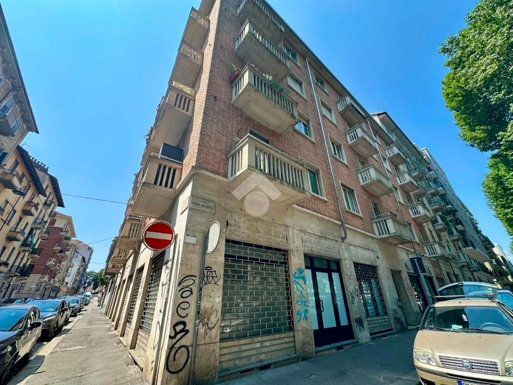 Apartment Corso Regina Margherita, Torino (neighborhood San Donato) - photo 1