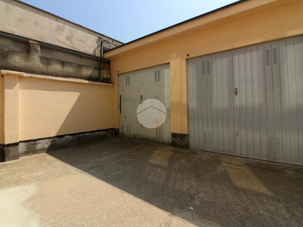 Box Via Piacenza, Torino (zona Lingotto) - foto 3