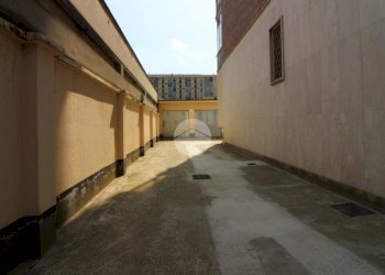 Box Via Piacenza, Torino (zona Lingotto) - foto 2