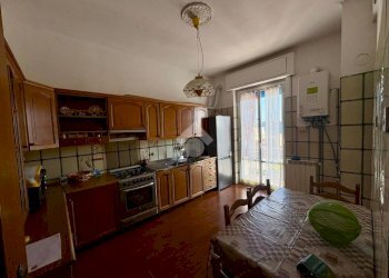 Quadrilocale Via Cornigliano, Genova (zona Cornigliano) - foto 6