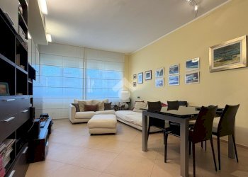Four-room apartment Via Barnaba Panizza, Torino (neighborhood Mirafiori Nord) - photo 1