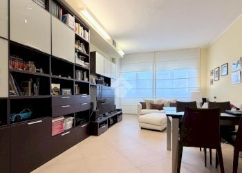 Four-room apartment Via Barnaba Panizza, Torino (neighborhood Mirafiori Nord) - photo 2