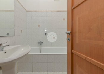 Four-room apartment Via Veglia, Torino (neighborhood Mirafiori Nord) - photo 23