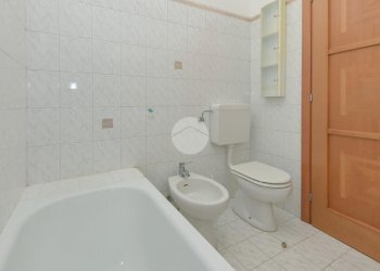 Four-room apartment Via Veglia, Torino (neighborhood Mirafiori Nord) - photo 24