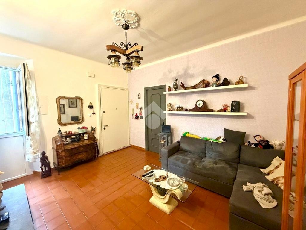 Three-room apartment Via Enrico Cernuschi, Genova (neighborhood Teglia) - photo 2