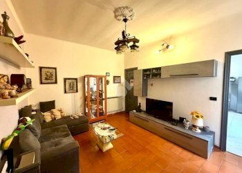 Three-room apartment Via Enrico Cernuschi, Genova (neighborhood Teglia) - photo 1