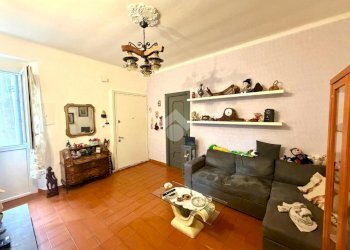 Three-room apartment Via Enrico Cernuschi, Genova (neighborhood Teglia) - photo 2