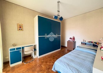 Four-room apartment Via Renato Cuttica, Legnano - photo 12