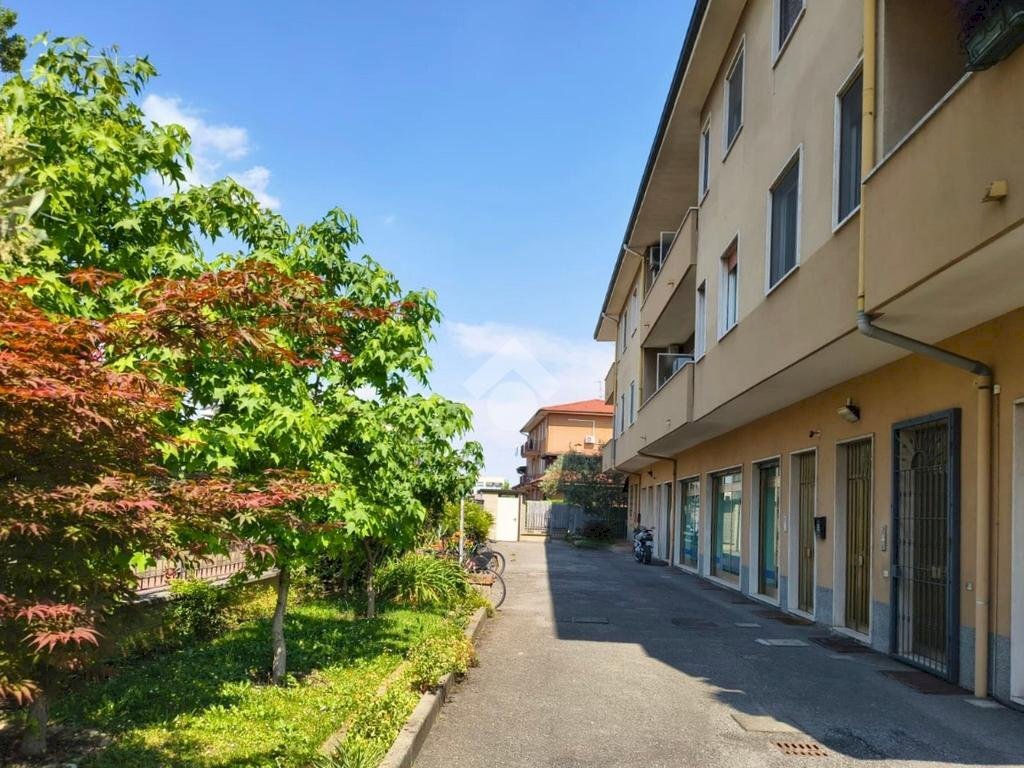 Trilocale Via Roma, Pessano con Bornago - foto 1