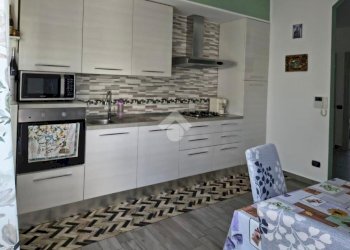 Three-room apartment Via Roma, Pessano con Bornago - photo 10