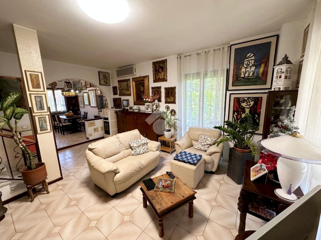 Villa a Schiera Via Sacco e Vanzetti, Paullo - foto 3