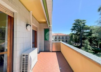Three-room apartment Viale dei Fiori, Cusano Milanino - photo 9