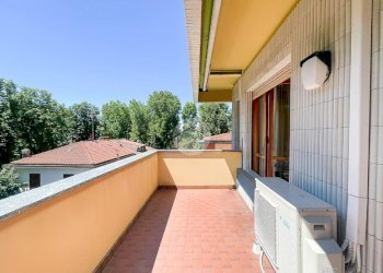 Three-room apartment Viale dei Fiori, Cusano Milanino - photo 11