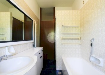 Three-room apartment Viale dei Fiori, Cusano Milanino - photo 25