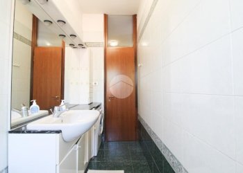 Three-room apartment Viale dei Fiori, Cusano Milanino - photo 30