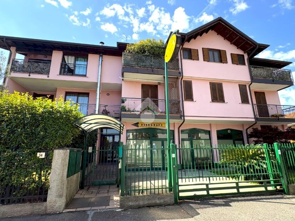 Three-room apartment Via Camillo Benso Conte di Cavour, Senago - photo 1