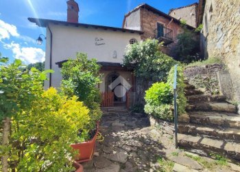 Casa indipendente Località Chiappa, Valbrevenna - foto 1