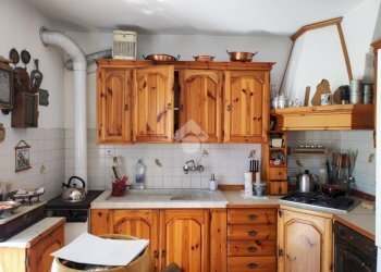 Casa indipendente Località Chiappa, Valbrevenna - foto 8