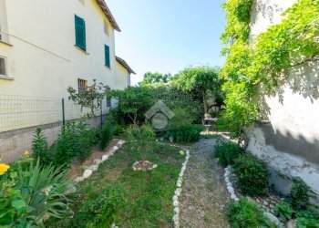 Casa indipendente Via Po, Breme - foto 4