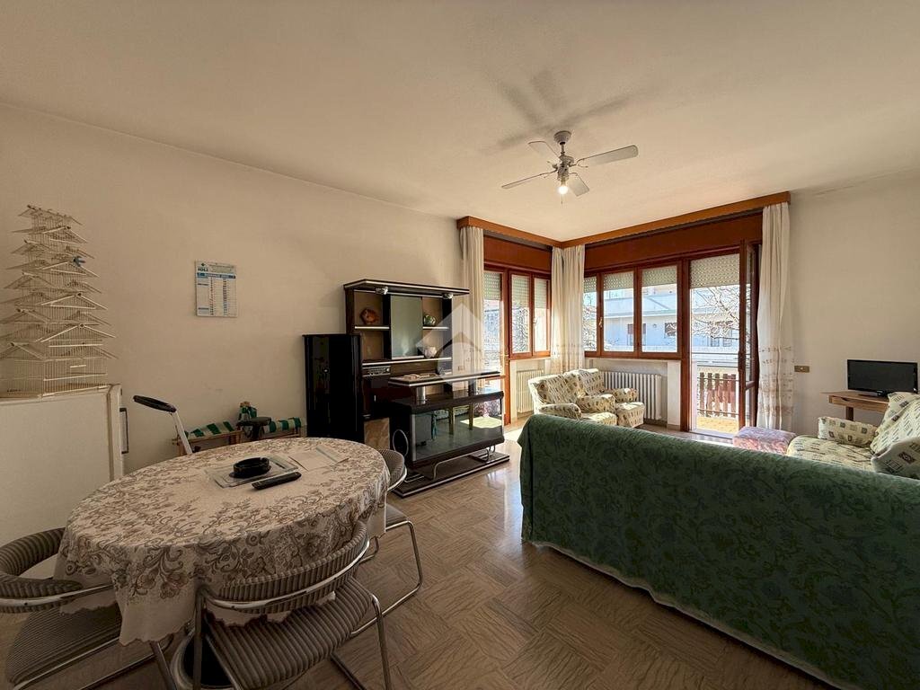 Four-room apartment Via della repubblica, Cesenatico - photo 2