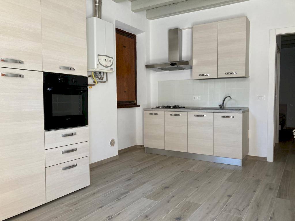 Foto 1 - Two-room apartment zona via chiassi, Mantova - photo 1