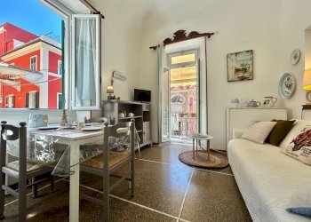 Foto 1 - Two-room apartment Piazza La Pietra, Pietra Ligure - photo 1
