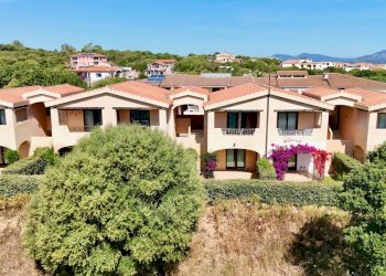 Foto 2 - Trilocale VIA DEL TIMO Murta Maria Porto Istana
 
8, Olbia - foto 2