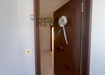 Hall / corridoio - Apartment via San Mauro
 
75, Casoria - photo 1
