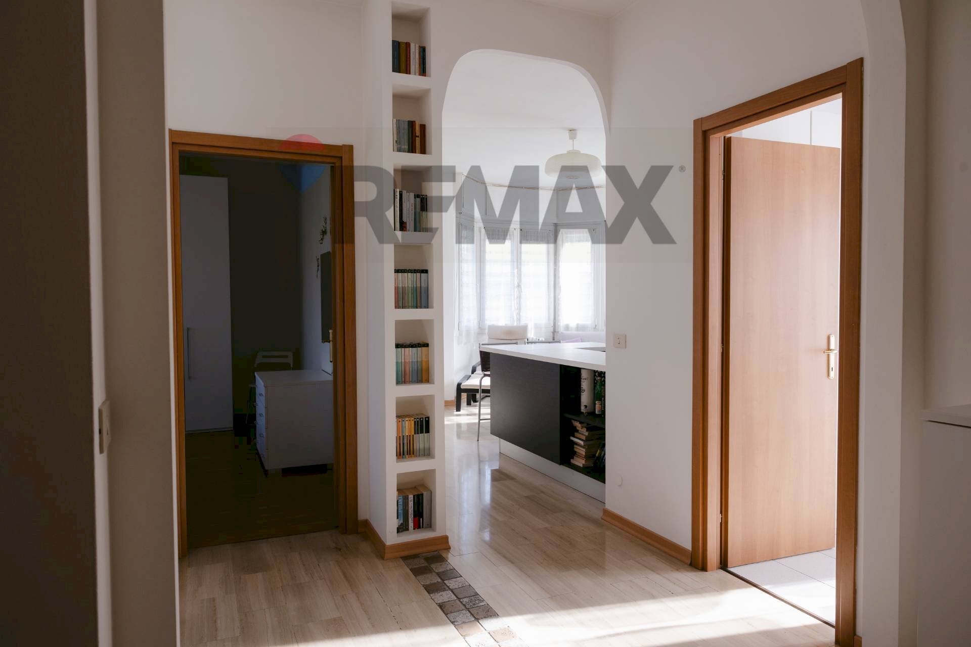 Hall / corridoio - Three-room apartment VIA TRIESTE
 
35, Cernusco sul Naviglio - photo 1
