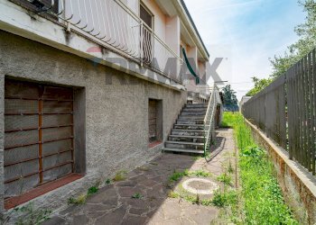 Giardino - Semi-detached house via Petrarca
 
94, Rho - photo 3
