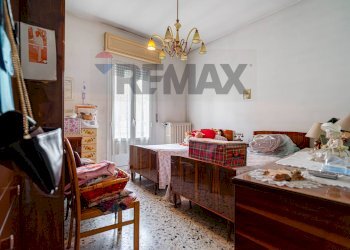 Camera / camera da letto - Semi-detached house via Petrarca
 
94, Rho - photo 15