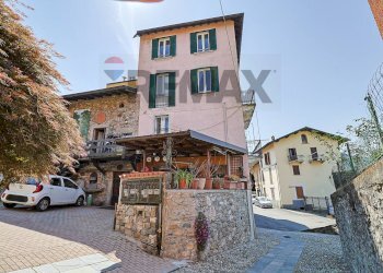 Casa all\'aperto - Semi-detached house Via Sabotino
 
3, Cunardo - photo 1
