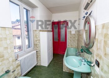 Bagno - Casa semi indipendente Via Sabotino
 
2/3, Cunardo - foto 13